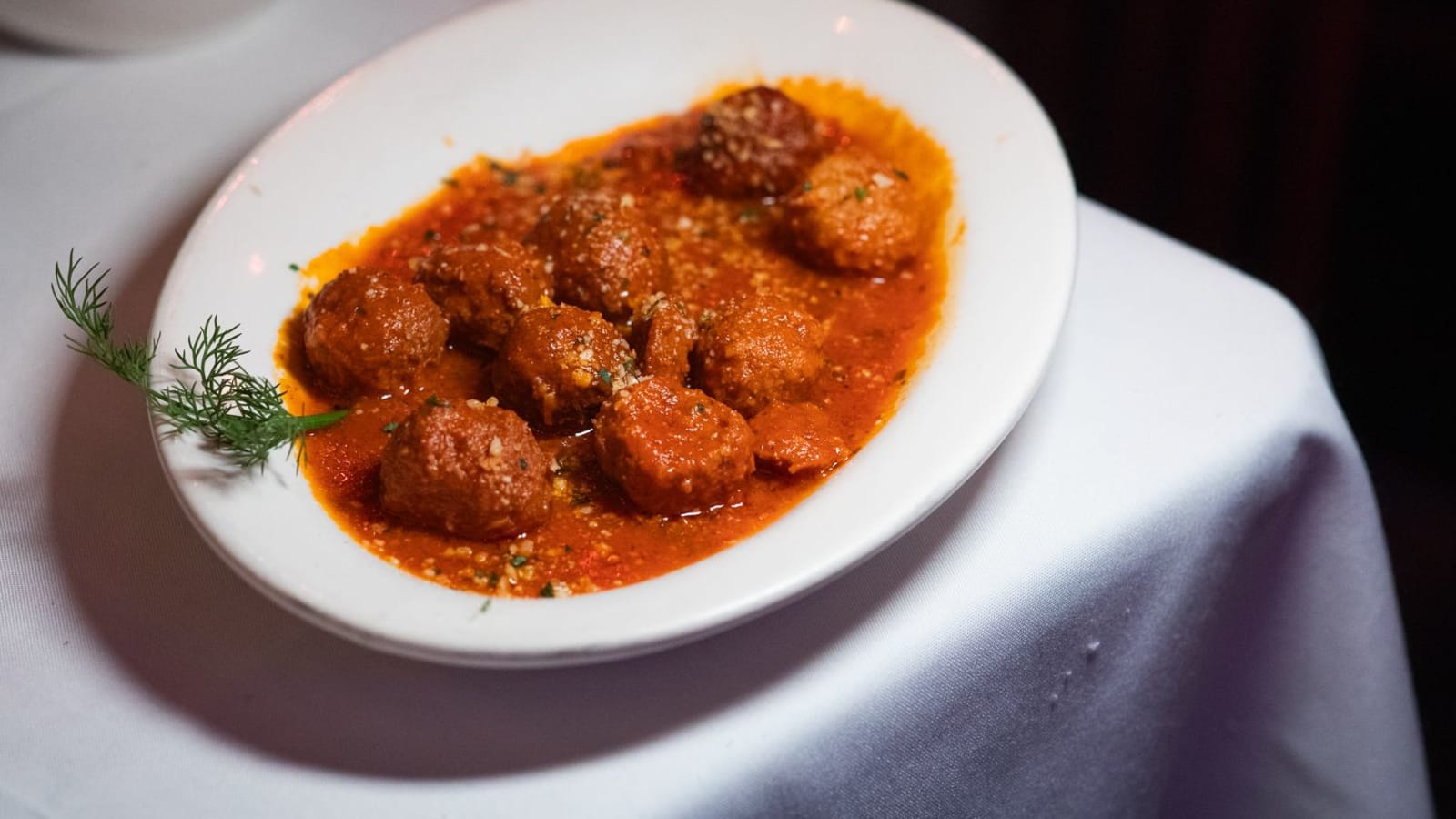 Give Dad the Spotlight at Amore e Amore