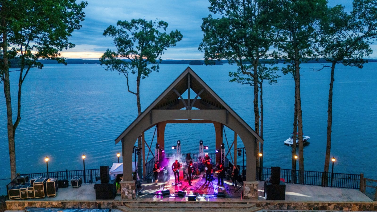 Lost in Paradise – Jimmy Buffett Tribute Band