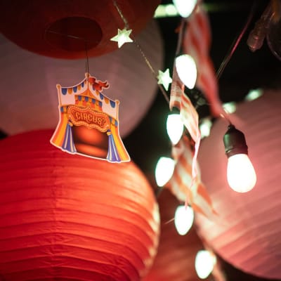 A Star-Spangled Spectacle at Amore e Amore