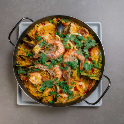 Paella in the Plaza